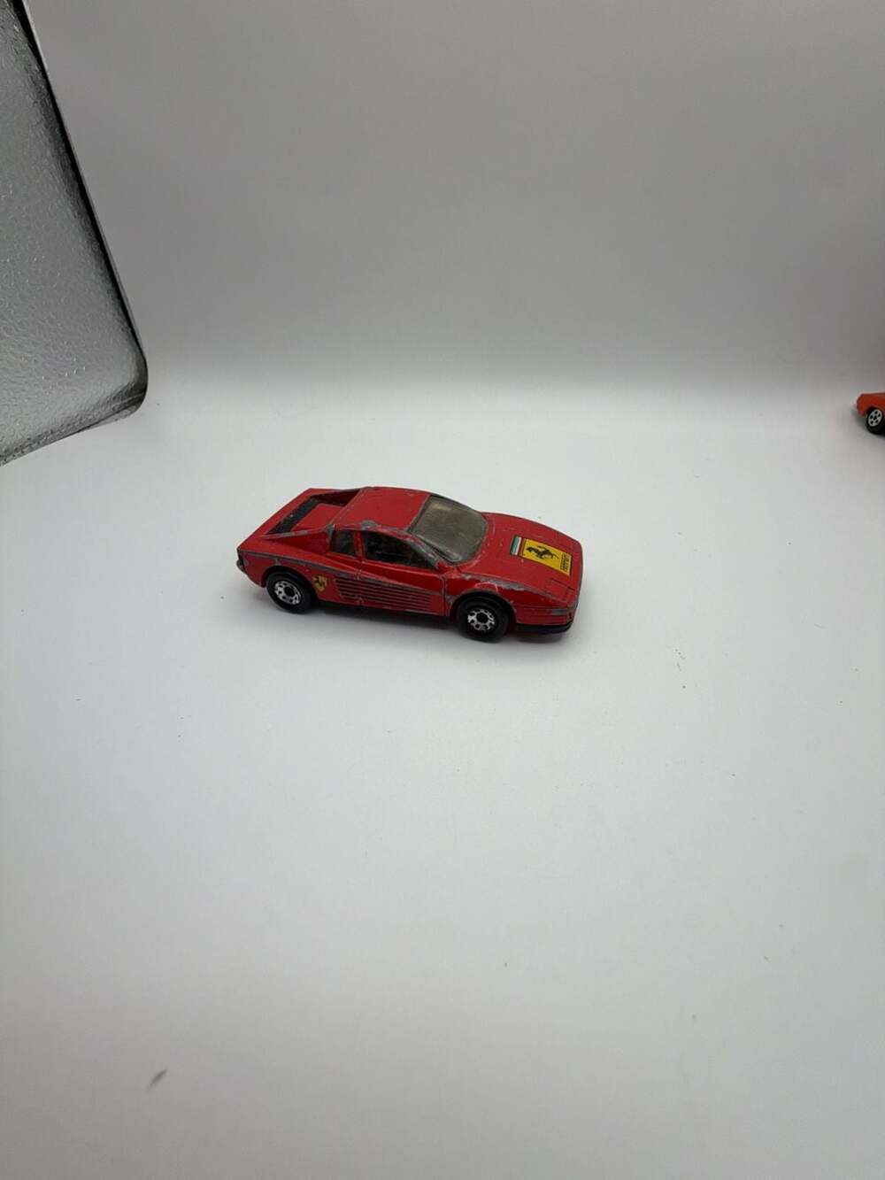 1986 Matchbox Ferrari Testarossa Red 1:59 Scale Diecast Car